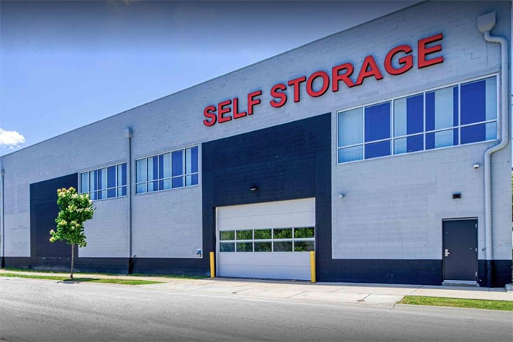 Self Storage in Milwaukee on 28th St